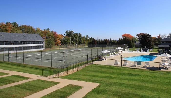 Nautical Mile Resort Wells Esterno foto