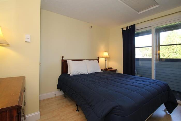 Nautical Mile Resort Wells Esterno foto