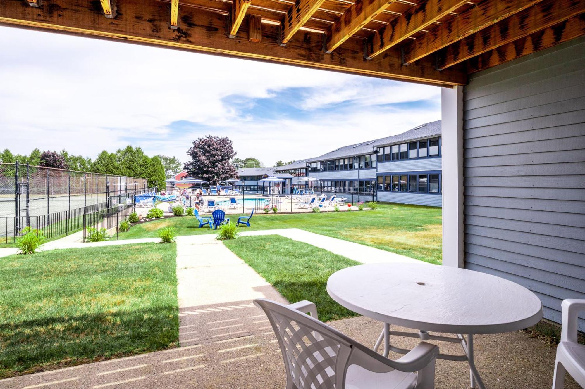 Nautical Mile Resort Wells Esterno foto