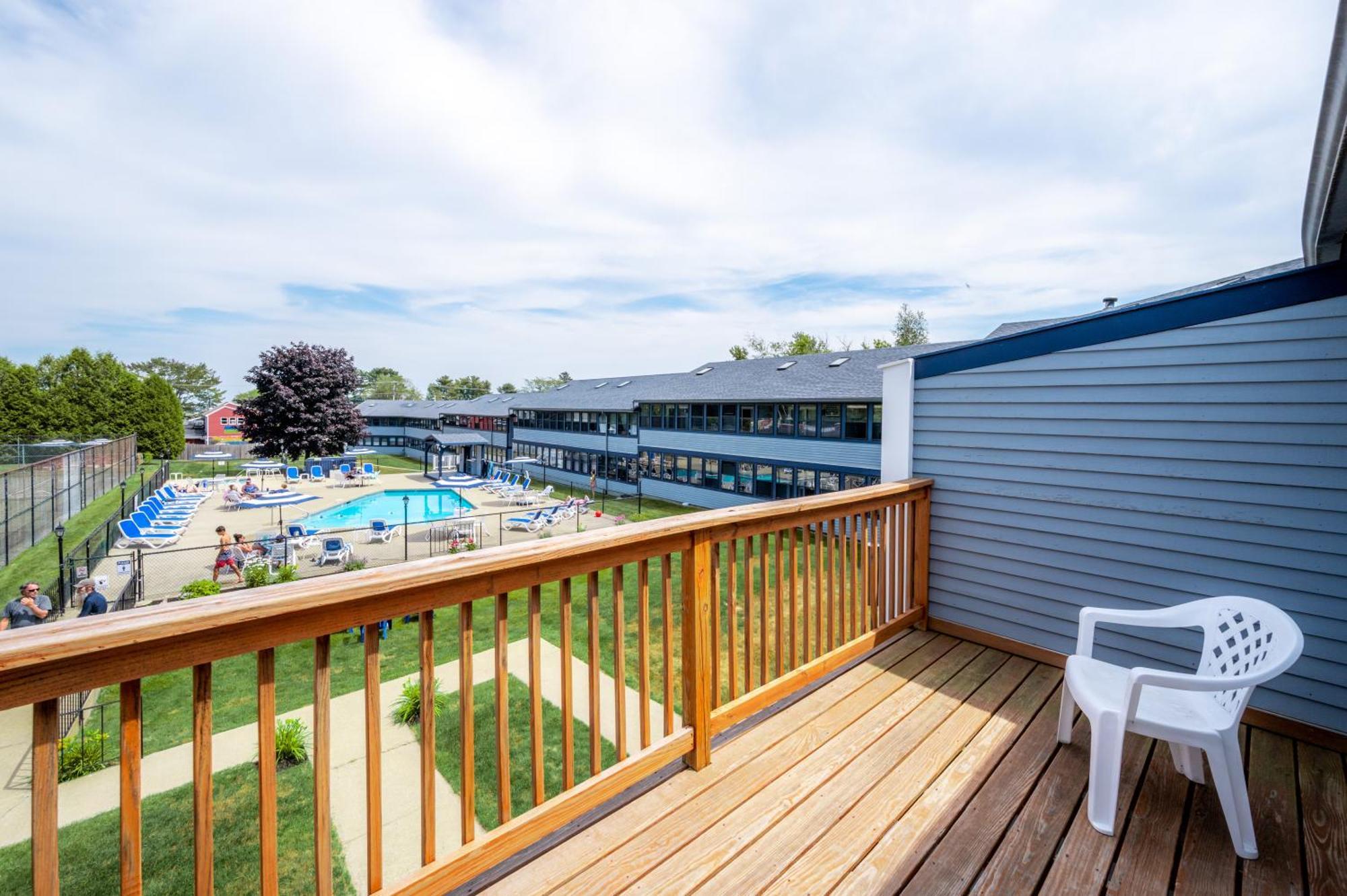 Nautical Mile Resort Wells Esterno foto