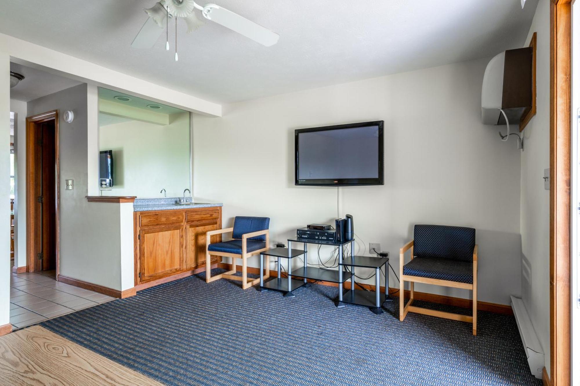 Nautical Mile Resort Wells Esterno foto